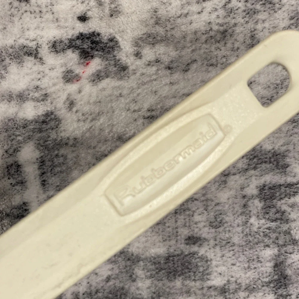 Rubbermaid vtg 12